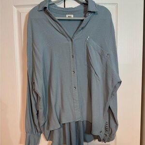 BKE buckle slick oversized shirt size medium silver details